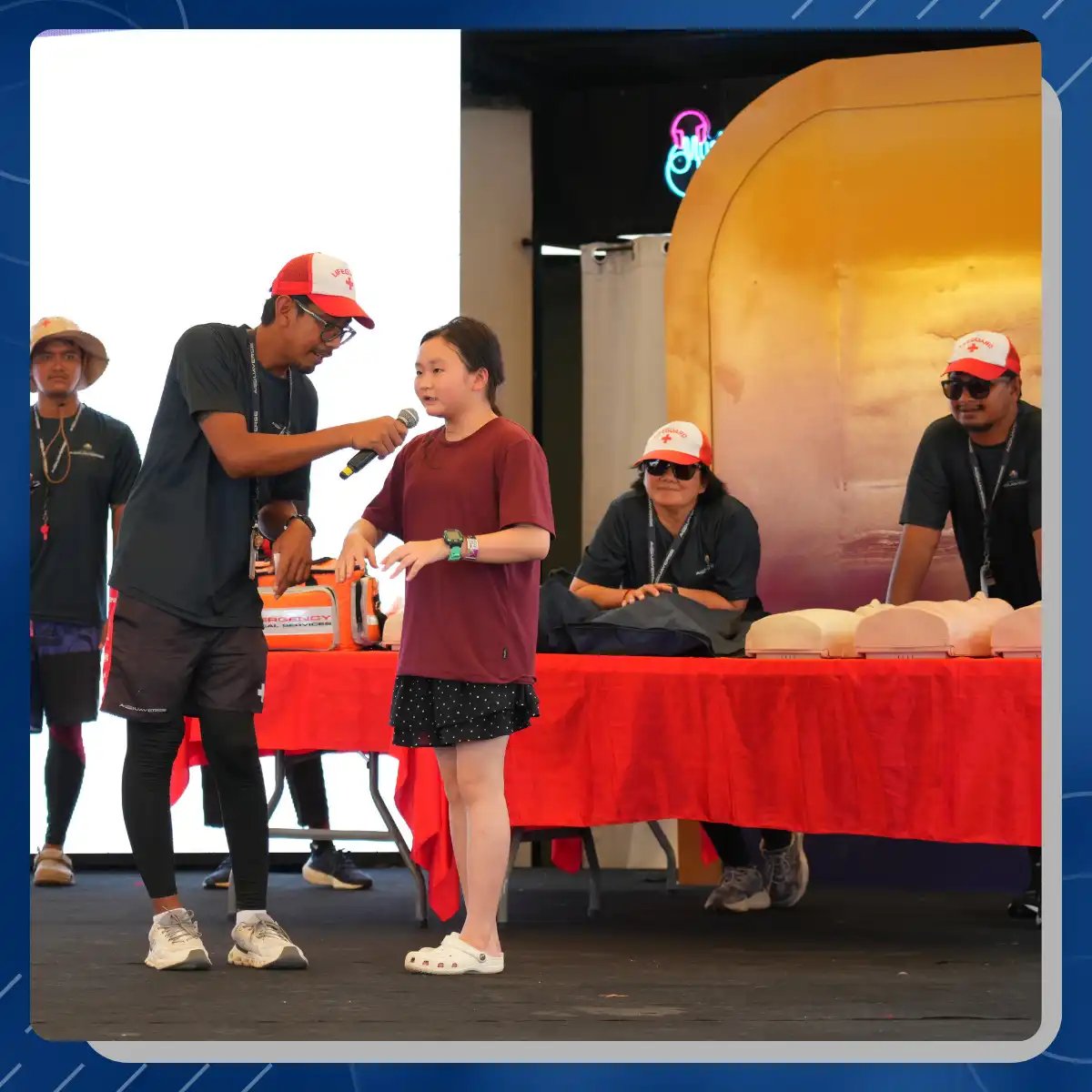 โรงเรียน 4